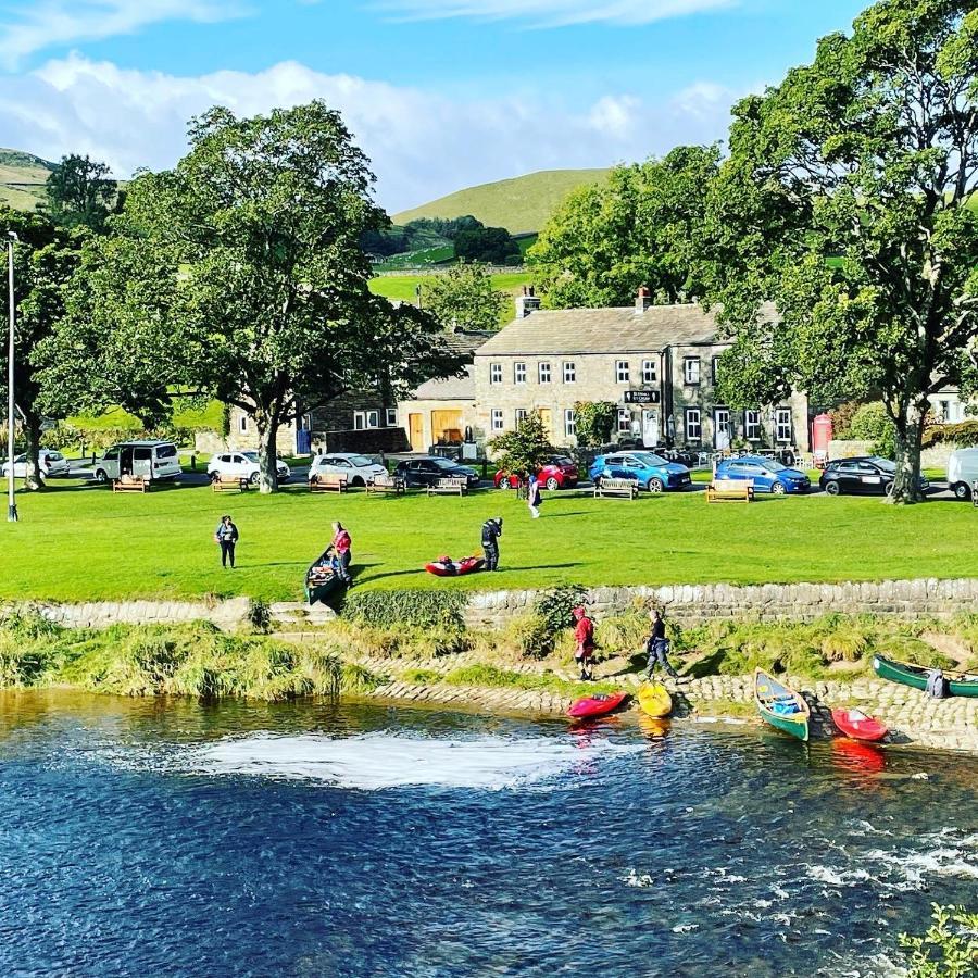 The Green At Burnsall Exteriör bild